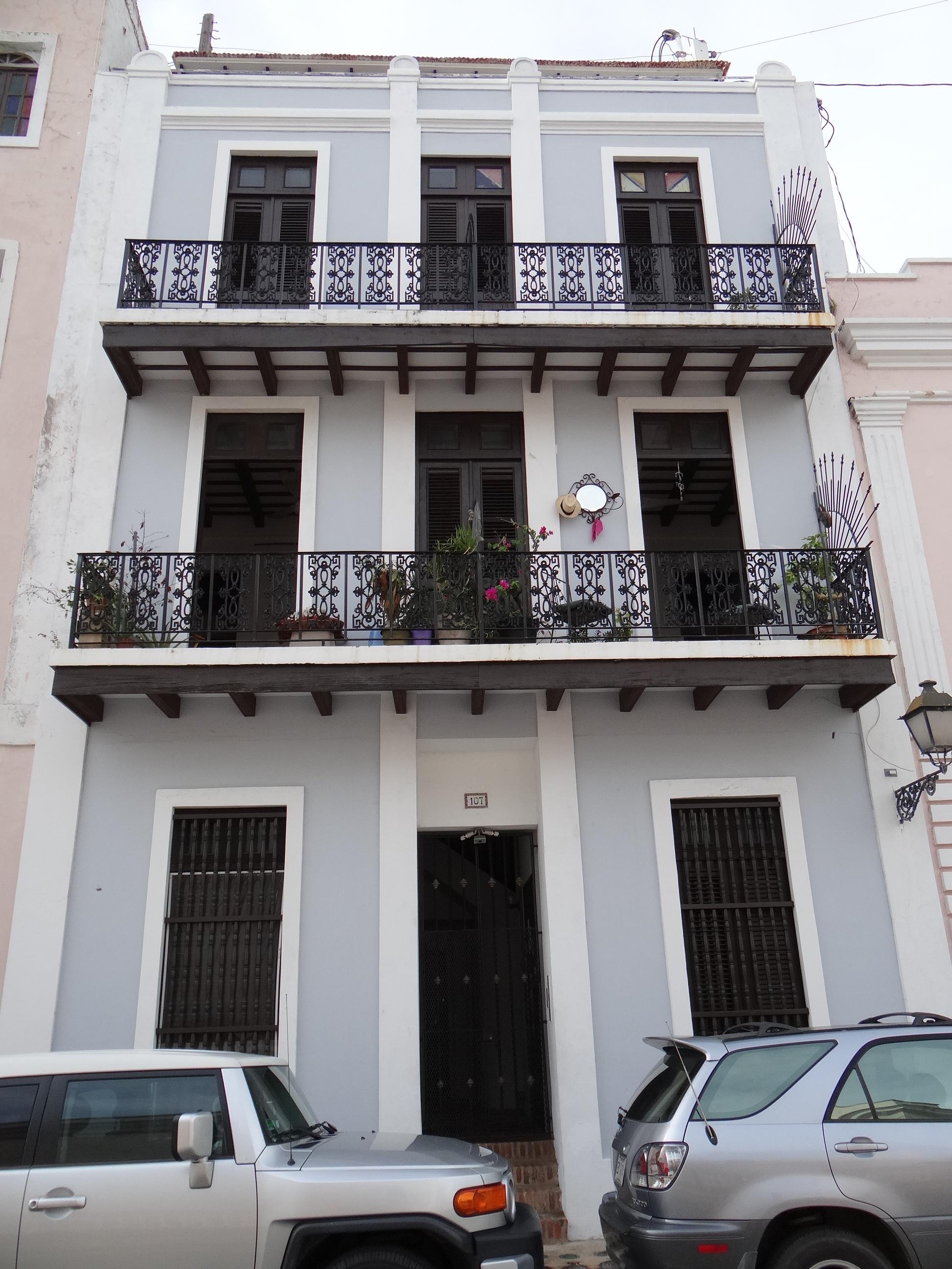 Calle de la Luna 107 - San Juan (Viejo San Juan) - 2012 00004